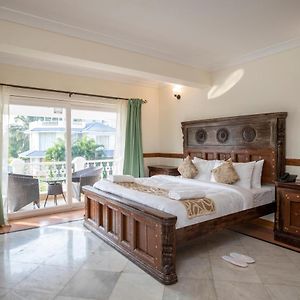 Premier Riverview Balcony