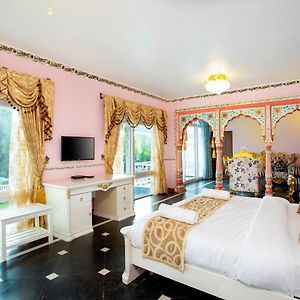 Maharaja Suite